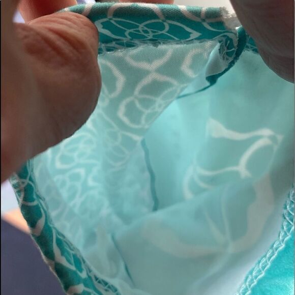 Kendra Scott jewelry bag in turquoise with white signature pattern drawstring - Picture 8 of 8